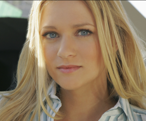 AJ Cook as Agent Jennifer Jareau